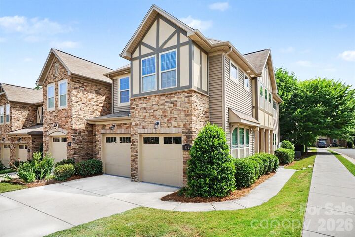 Property Photo:  824 Ayrshire Avenue  SC 29708 