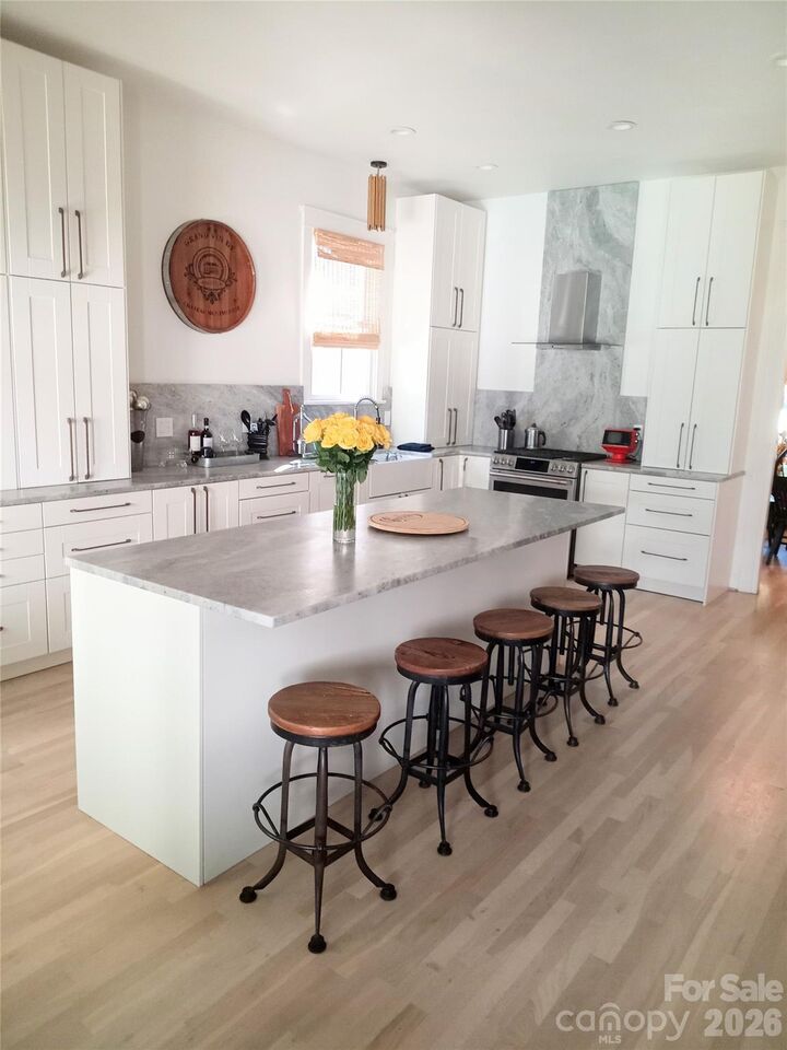 Property Photo:  2561 Lower Assembly Drive  SC 29708 