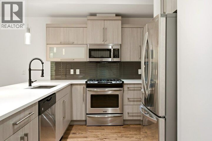 Property Photo: 1170 Brant Avenue 9 BC V1Y 1N1