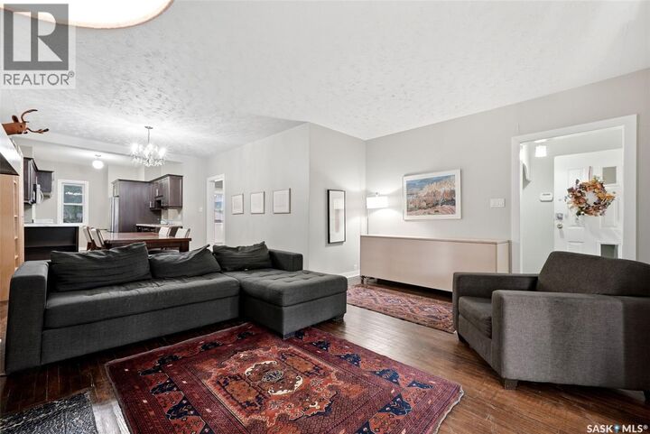Property Photo:  1112 College Avenue  SK S4P 1A8 