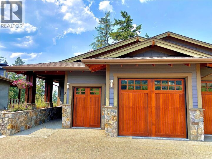 Townhouse at 101 Dormie Drive 3E, Vernon