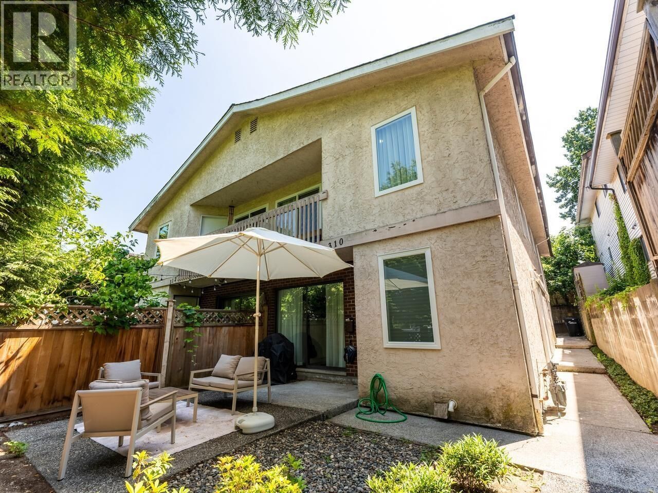 Property Photo:  310 16th Avenue  BC V5T 2T6 