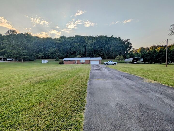 Property Photo: 4392 Blue Springs Road SE TN 37311