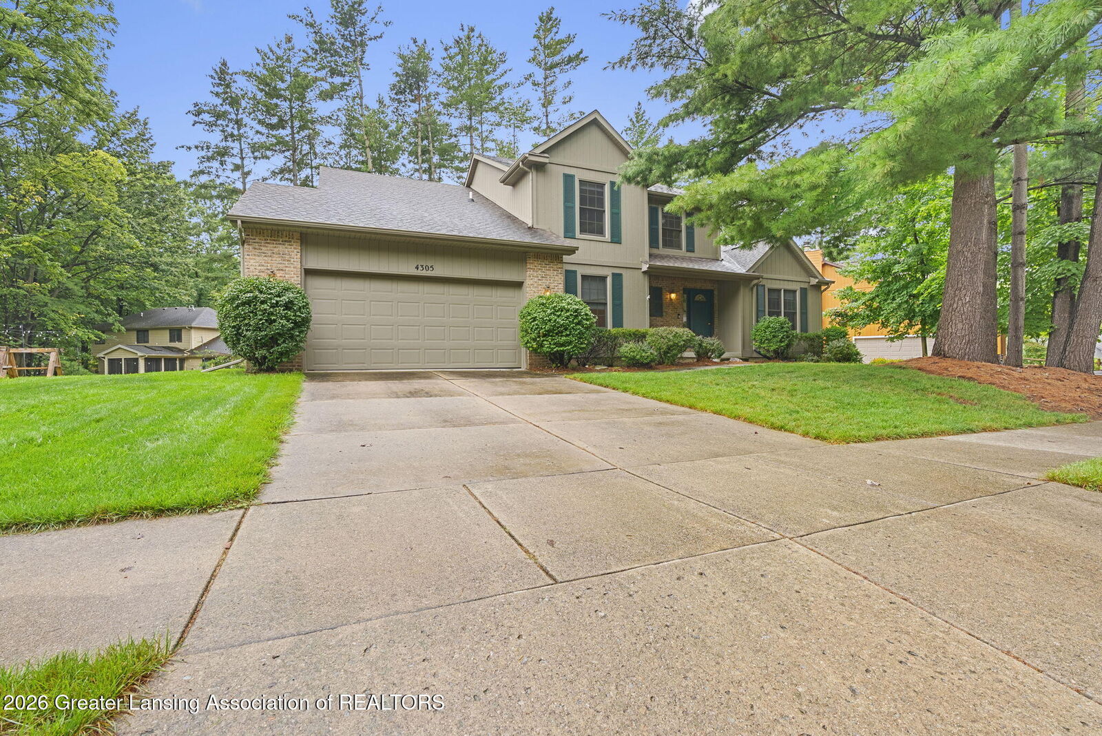 Property Photo:  4305 Aztec Way  MI 48864 