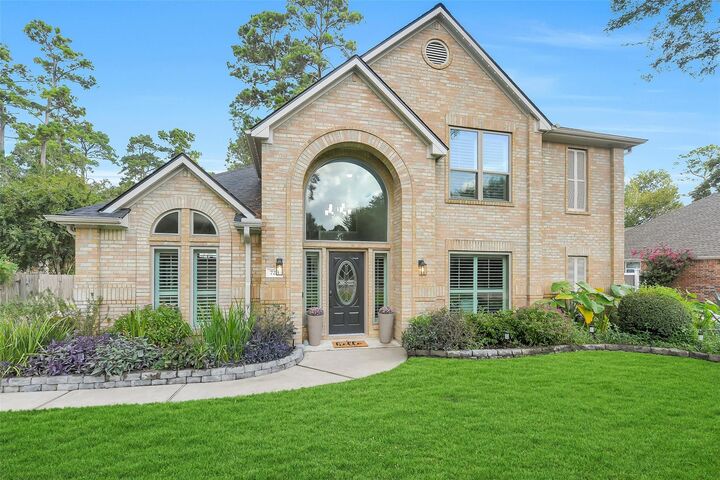 Property Photo: 723 Forest Lane Drive TX 77302