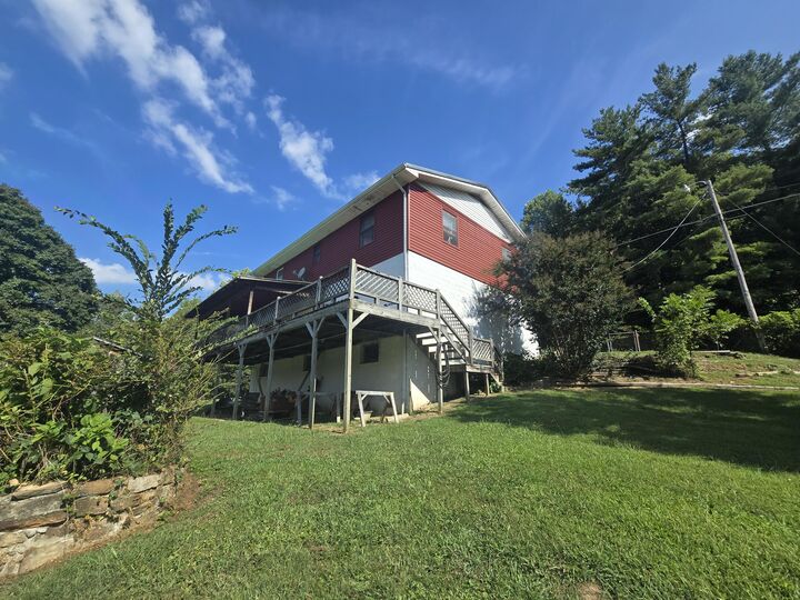 Property Photo:  18870 Highway 190  KY 40940 