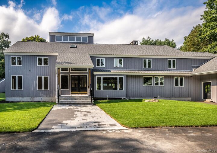 Property Photo: 50 Hickory Kingdom Road NY 10506
