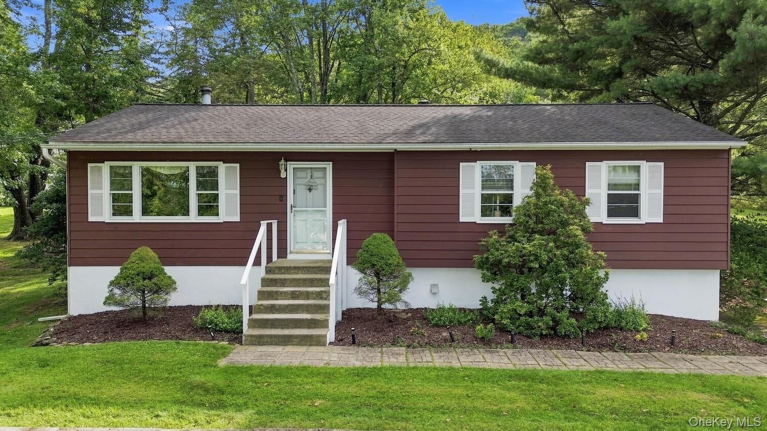 Property Photo:  431 Newport Bridge Road  NY 10969 
