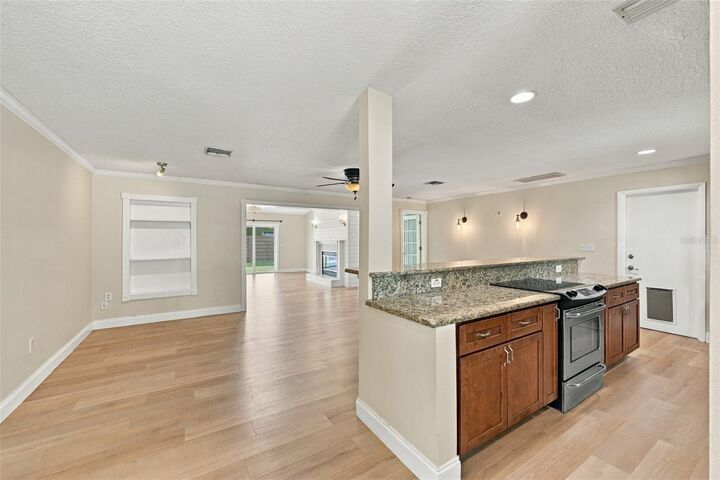 Property Photo:  11084 102nd Terrace  FL 33778 