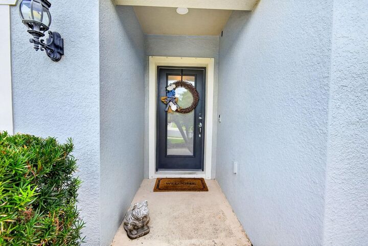 Property Photo: 9348 Royal River Circle FL 34219