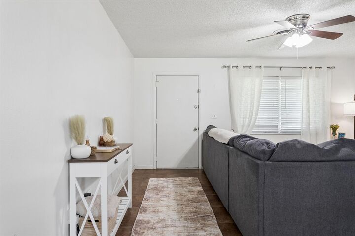 Property Photo:  6126 16th Street  FL 33542 
