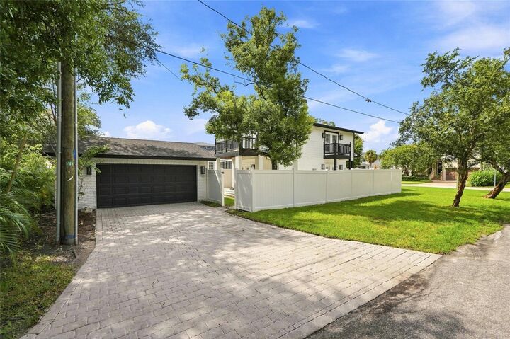 Property Photo:  4902 W San Rafael Street  FL 33629 