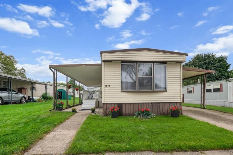 Property Photo:  3692 Sun Valley Street NW  MI 49544 