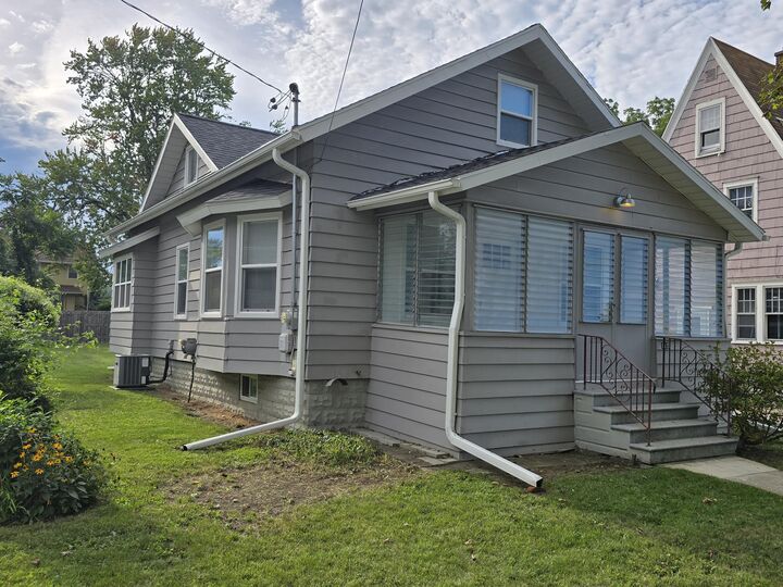 Property Photo:  110 N Higby Street  MI 49202 