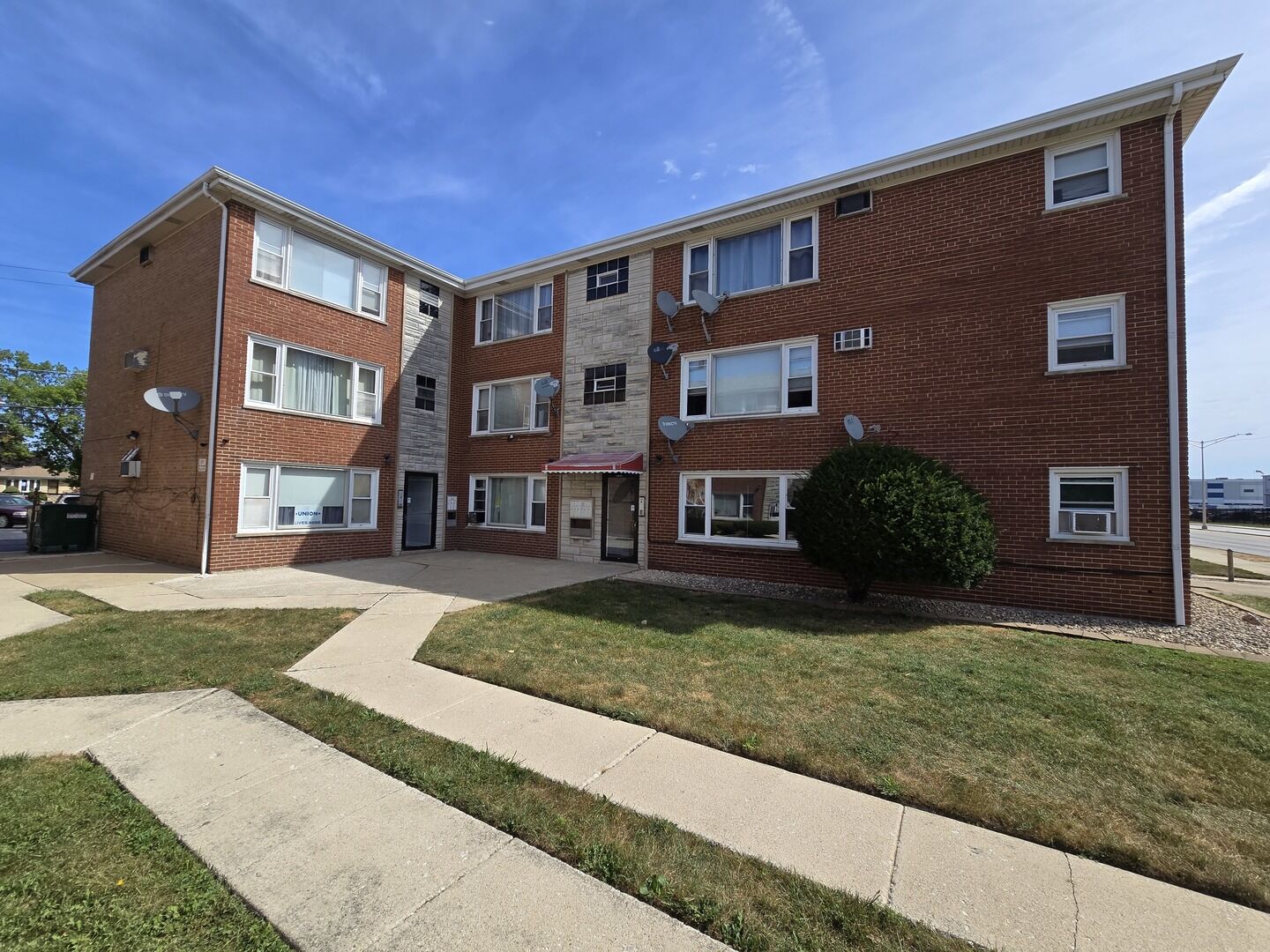 Property Photo:  6952 W 65th Street 3B  IL 60638 