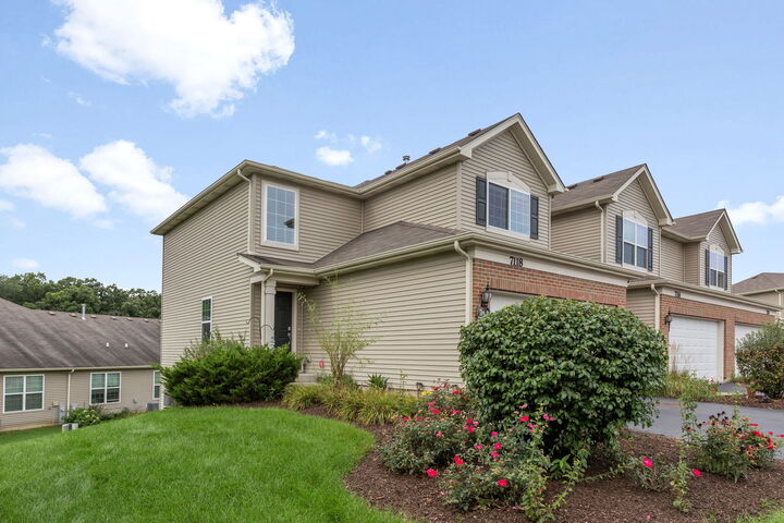 Property Photo: 7118 Hidden Green Circle IL 60020