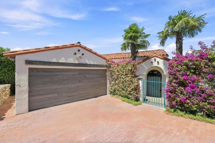 Property Photo:  7631 Hillside Drive  CA 92037 