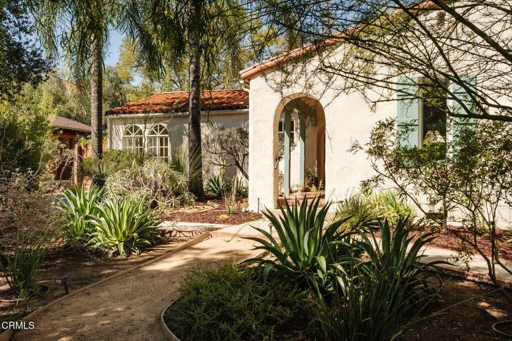 Property Photo:  615 S Mentor Avenue  CA 91106 