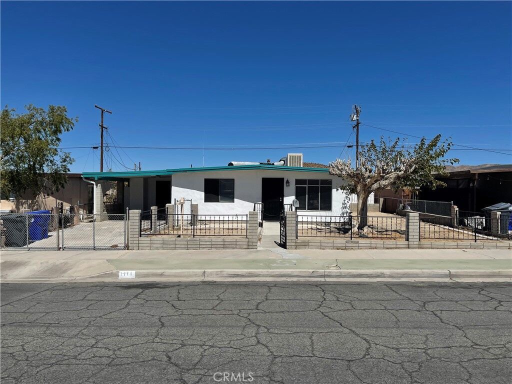 Property Photo:  1111 Taos  CA 92311 