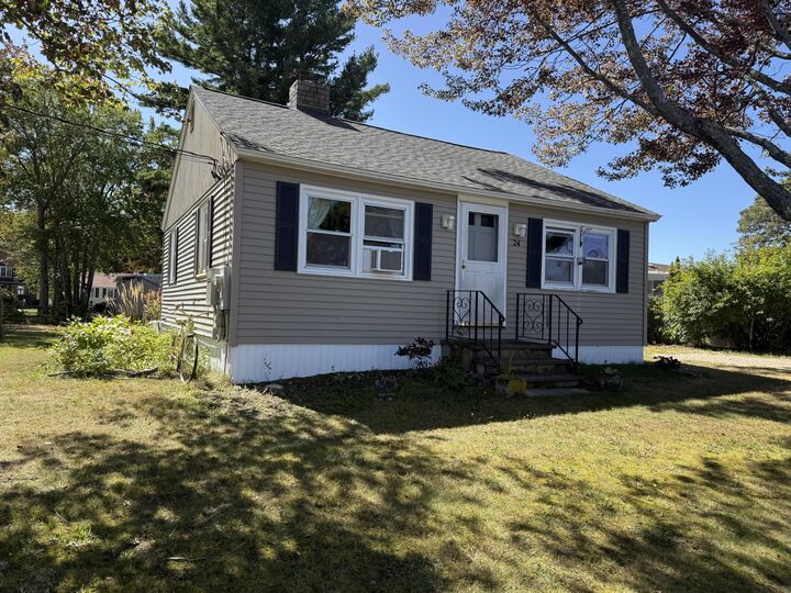 Property Photo: 24 Curtis Street ME 04090