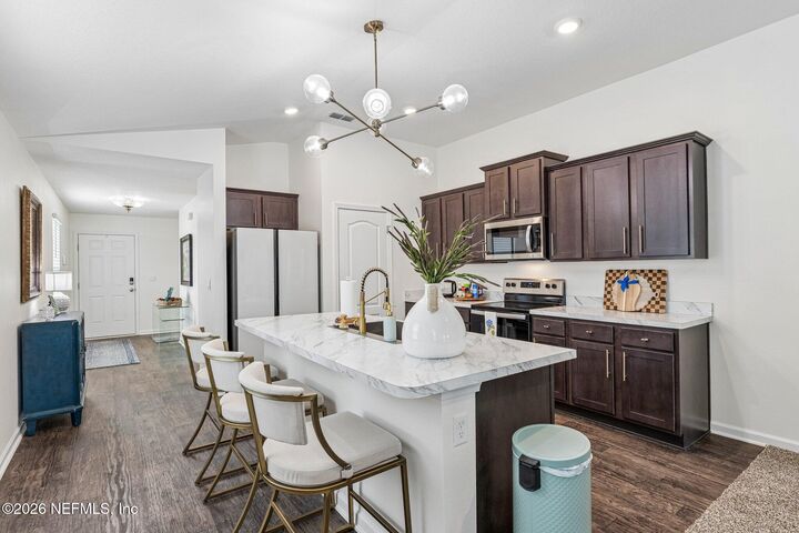 Property Photo: 2458 Falling Star Lane FL 32043