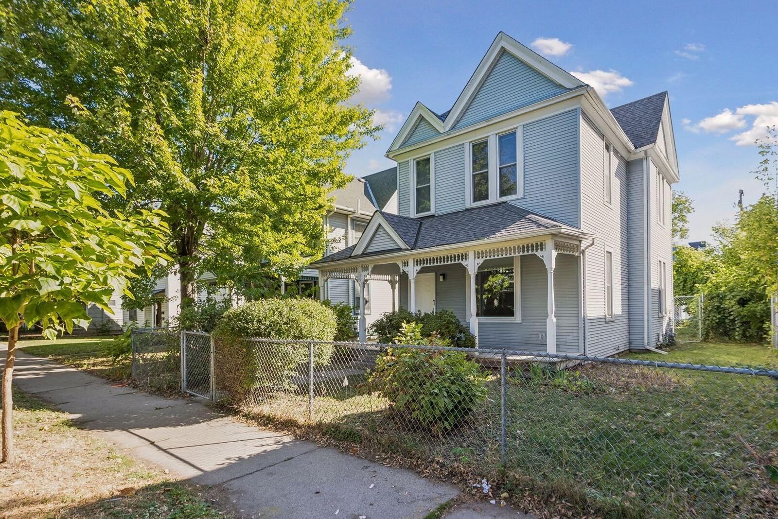 Property Photo:  2937 Harriet Avenue  MN 55408 