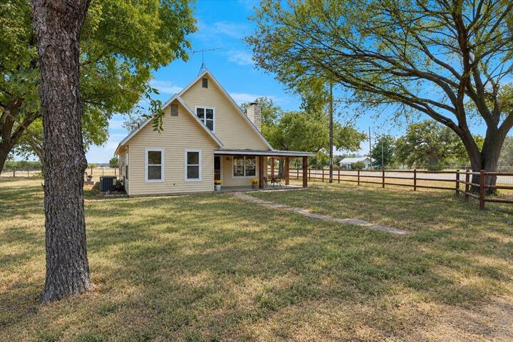 Property Photo:  16927 W Fm 922  TX 76263 