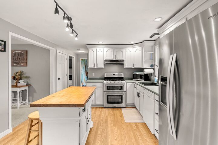 Property Photo: 71 Mason MA 01474