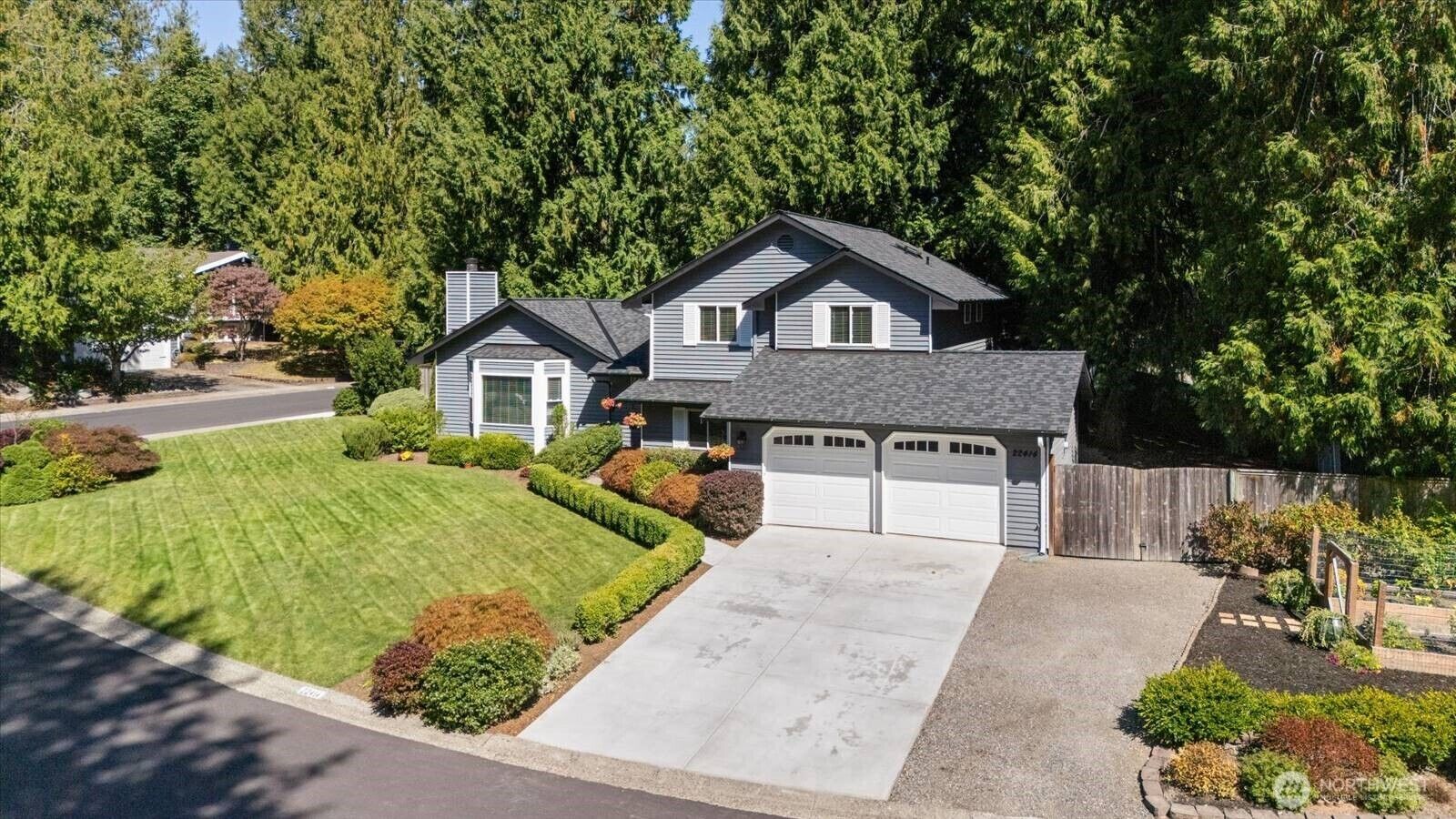 Property Photo: 22414 NE 12th Court WA 98074