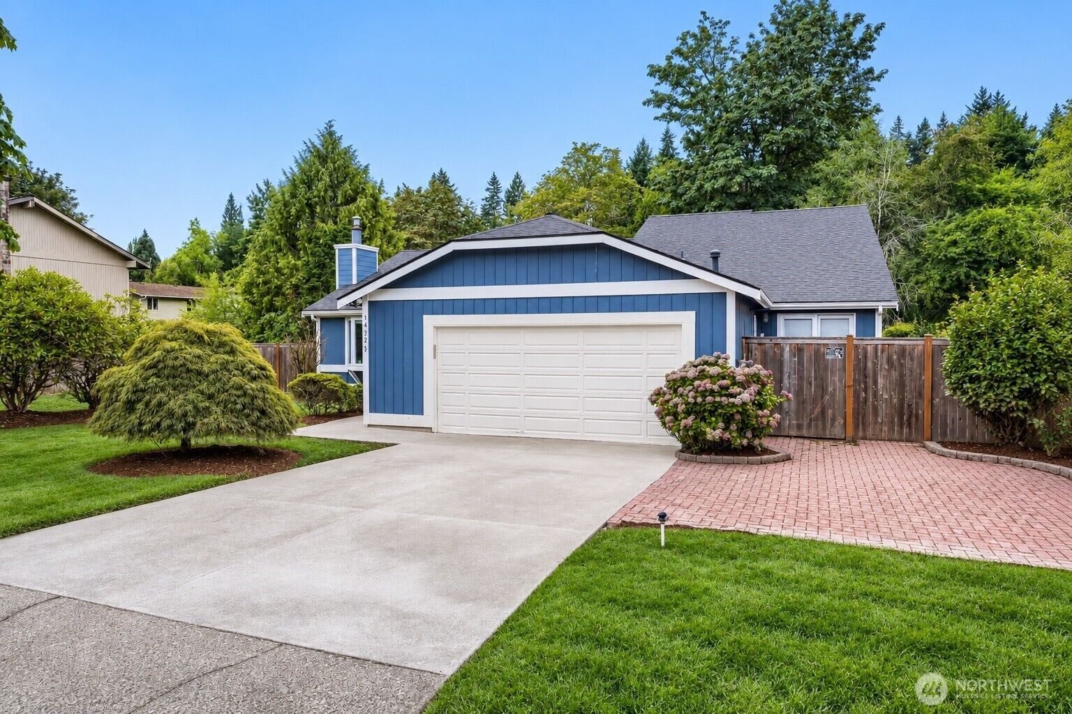 Property Photo:  14325  102 Avenue NE  WA 98034 