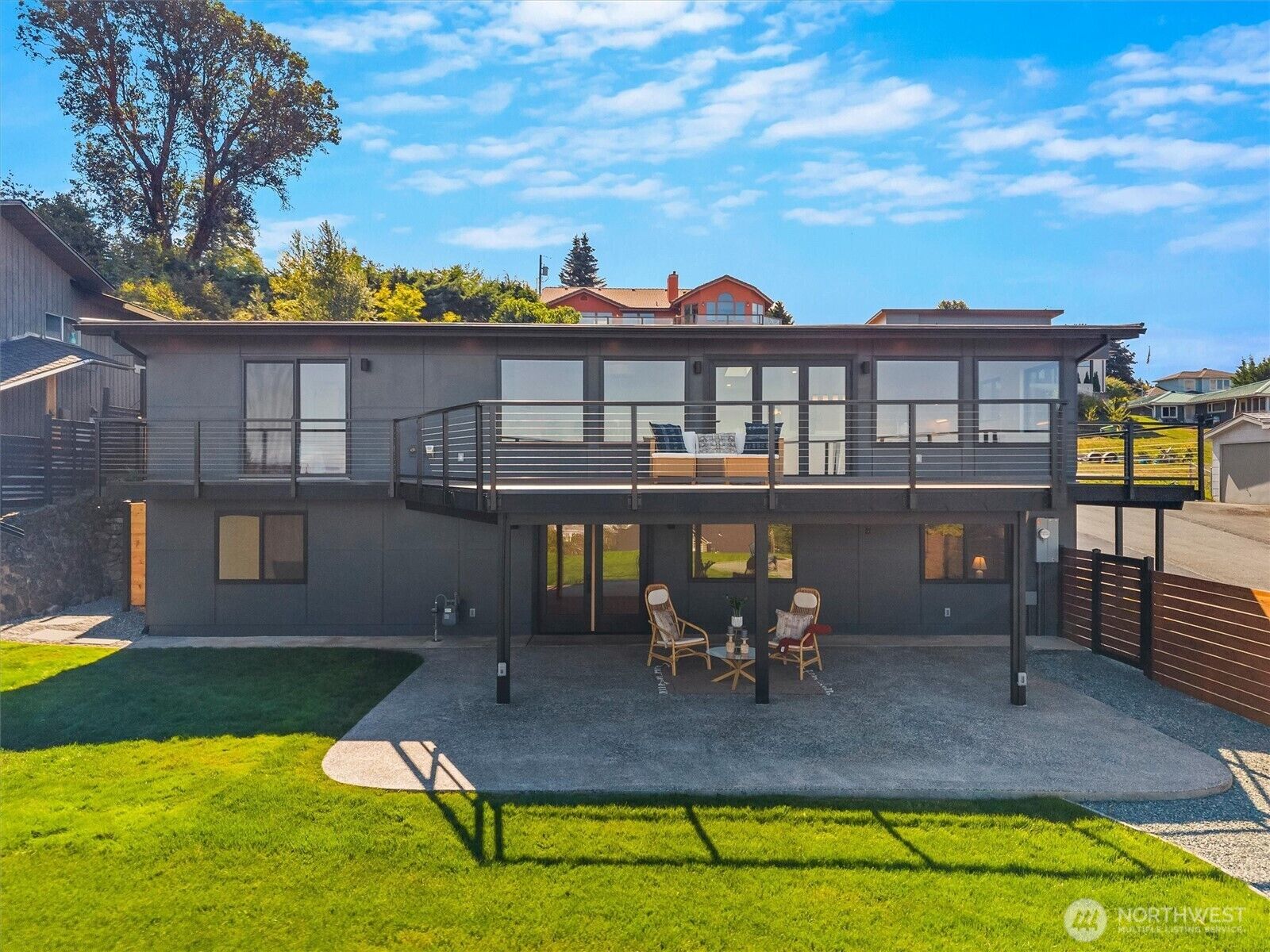 Property Photo:  619  38th Street  WA 98221 
