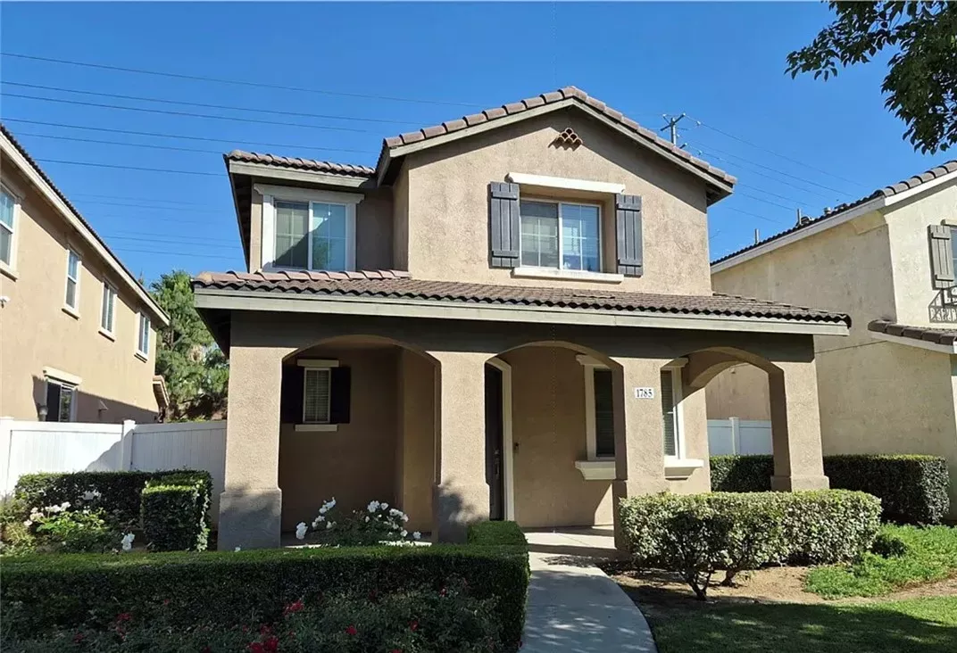 Property Photo: 1785 Catania Dr CA 92507