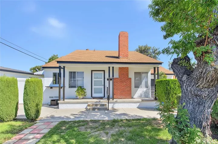Property Photo: 13620 Arlee CA 90650