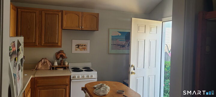 Property Photo: 10 East Avenue CT 06460