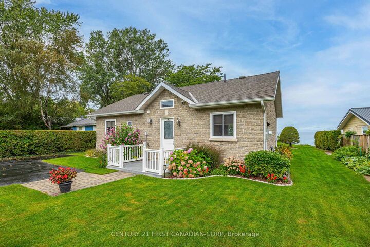 Property Photo:  71871 Sunview Avenue  ON N0M 1N0 