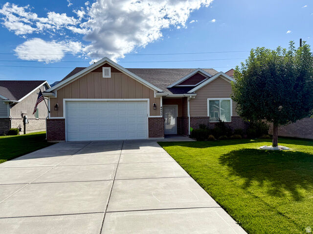 Property Photo: 4432 S 785 W UT 84405
