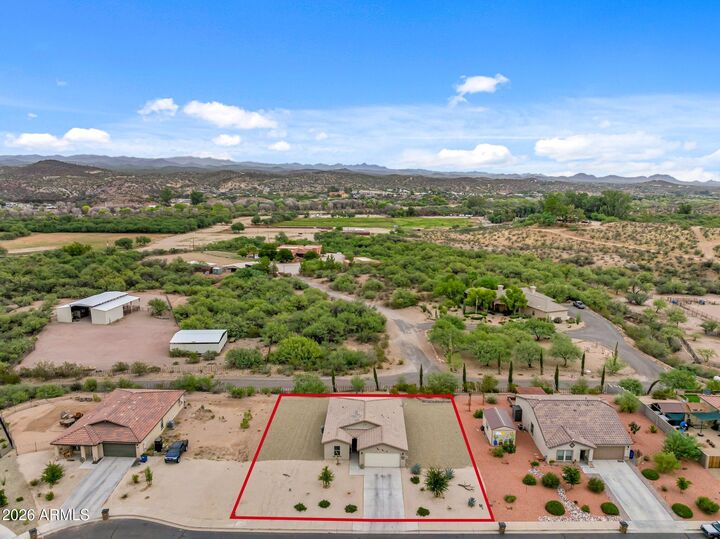 Property Photo:  615 Ringtail Road  AZ 85390 