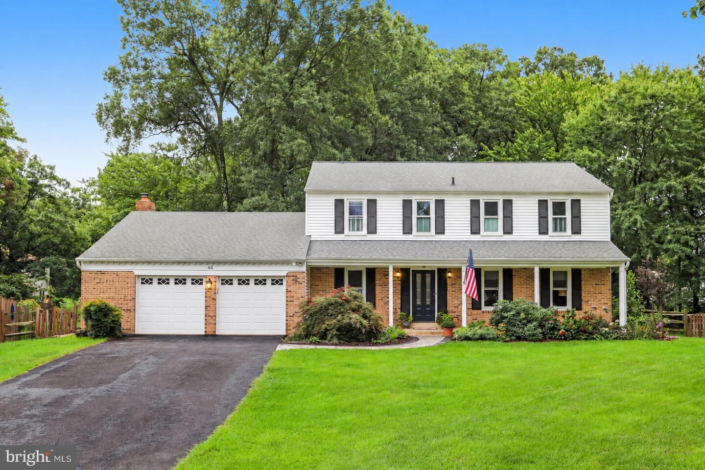 Property Photo: 44 Acorn Court VA 20164