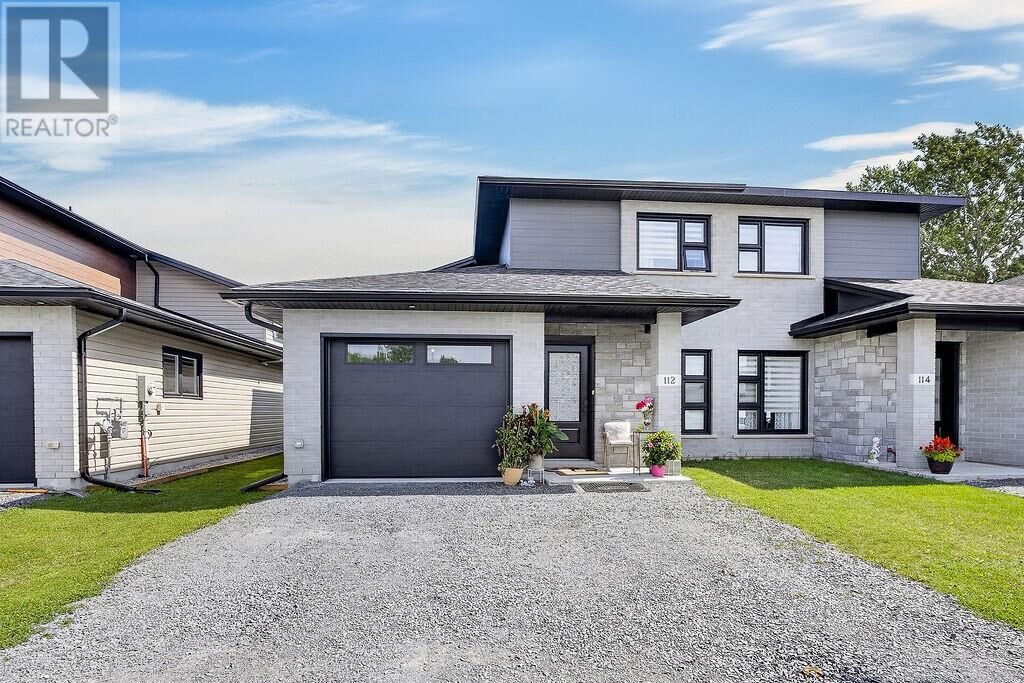 Property Photo:  112 Hollybrook Crescent  ON P0M 1B0 