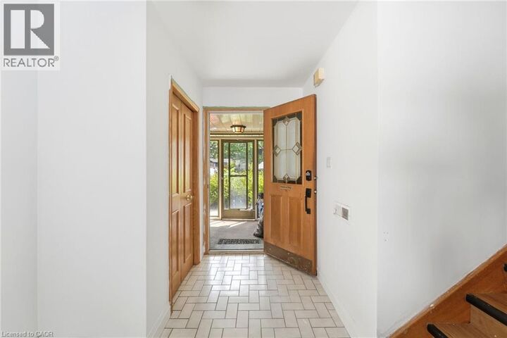 Property Photo:  58 Tupper Crescent  ON N2B 2X9 