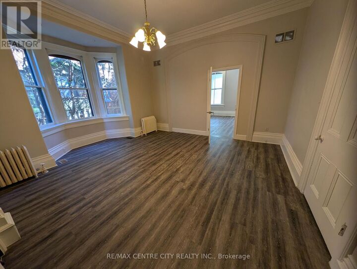 Property Photo: 474 King Street 1 ON N6B 1T1