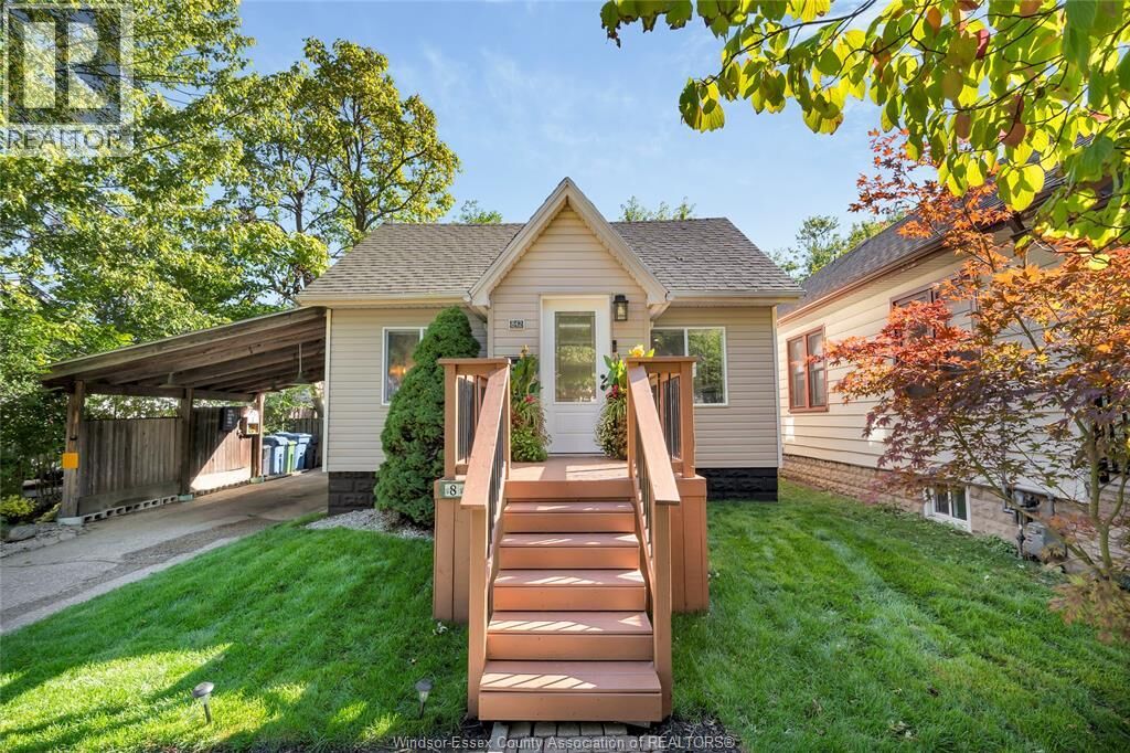 Property Photo: 842 Ford Boulevard ON N8S 2E7