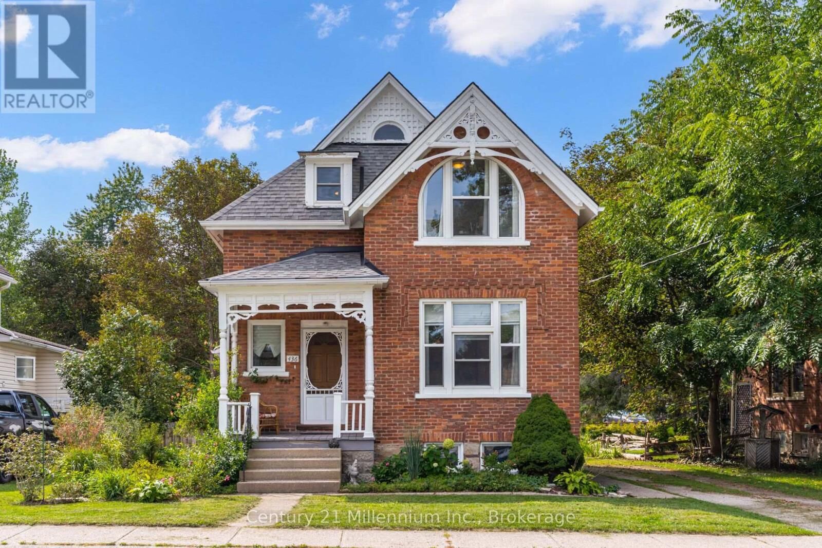 Property Photo: 436 Brown Street ON N0H 2T0