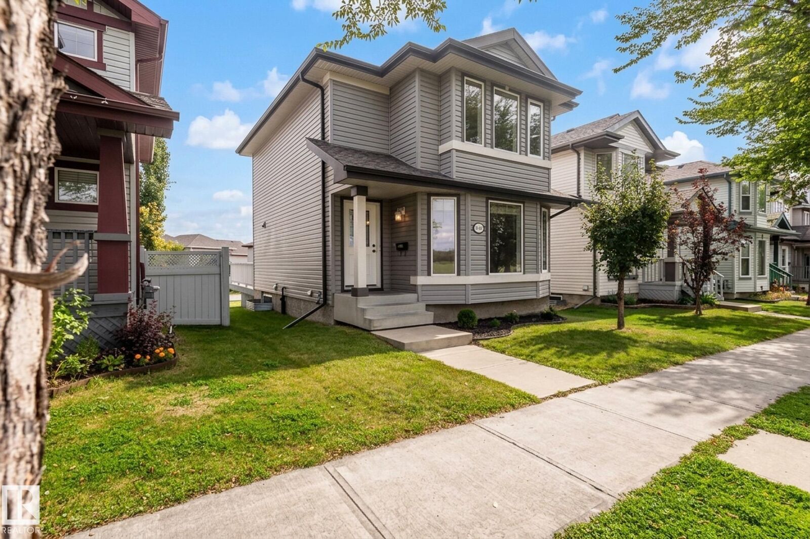 Property Photo:  404 Hemingway Road NW  AB T6M 0J8 