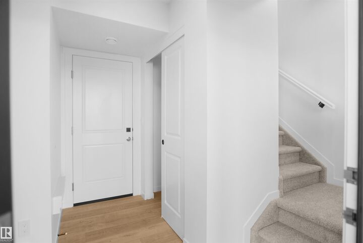 Property Photo:  9 Edgewater Close  AB T7X 3C7 