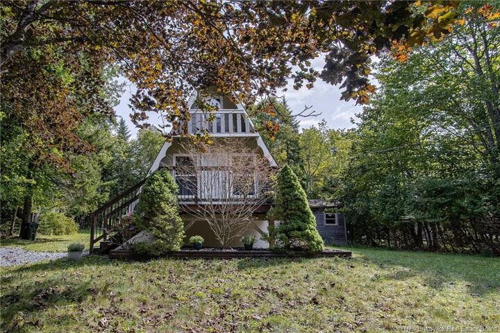 Property Photo:  4 Wynn Street  NB E2E 2B4 