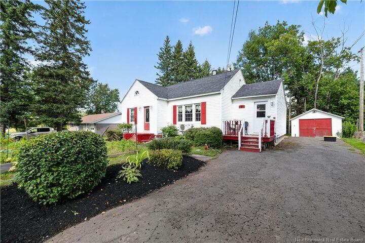 Property Photo:  6 Spring Street  NB E4Z 4W5 