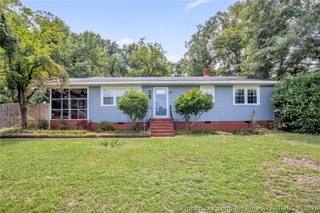 Property Photo:  1923 McGougan Road  NC 28303 