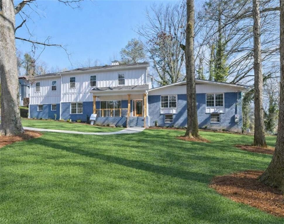 Property Photo:  4015 Cascade Road  GA 30331 