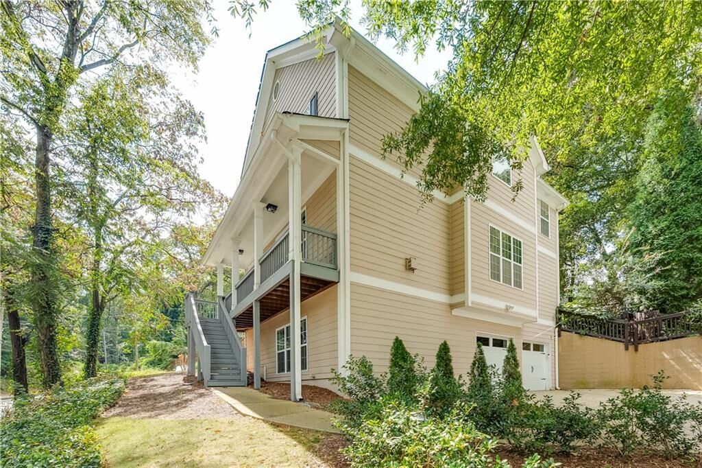 Property Photo:  1888 Marietta Road NW  GA 30318 